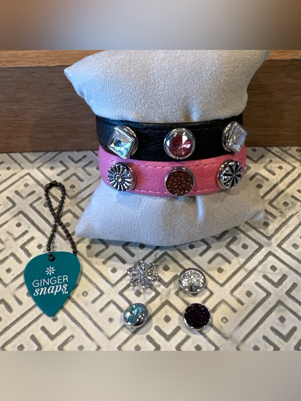 Ginger Snaps Bundle/2 Bracelets with extra snaps